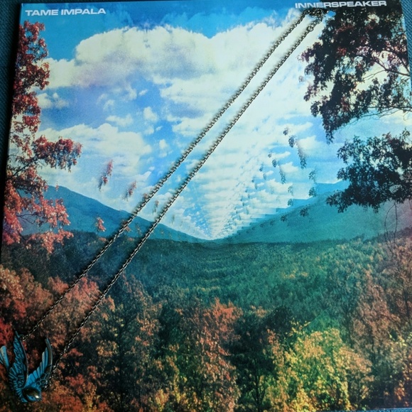 Chain Necklace with Blue Bird Pendant - Picture 4 of 6